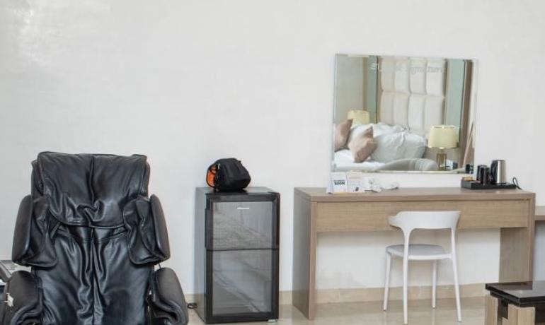 Super Executive Suite